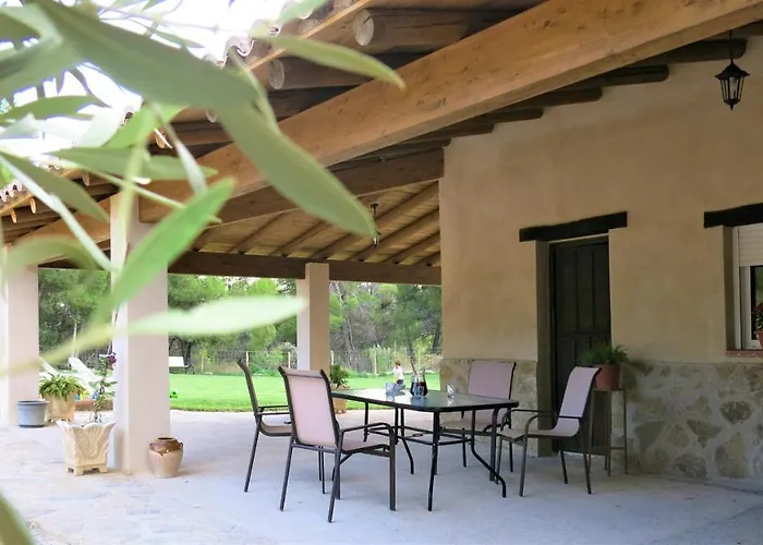 בקתה Mas Del Olivar *