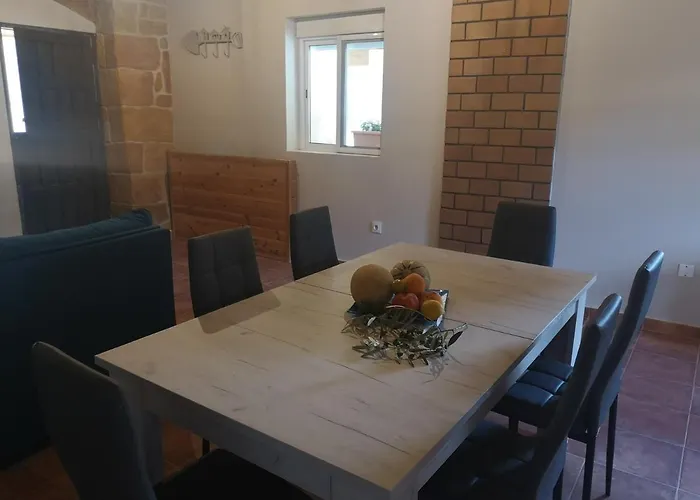 בקתה Mas Del Olivar *